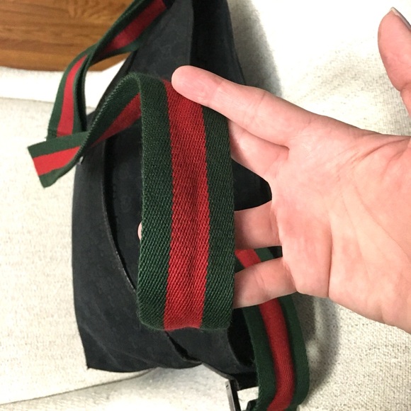 Authentic Gucci unisex messenger bag black monogram canvas - Picture 8 of 16